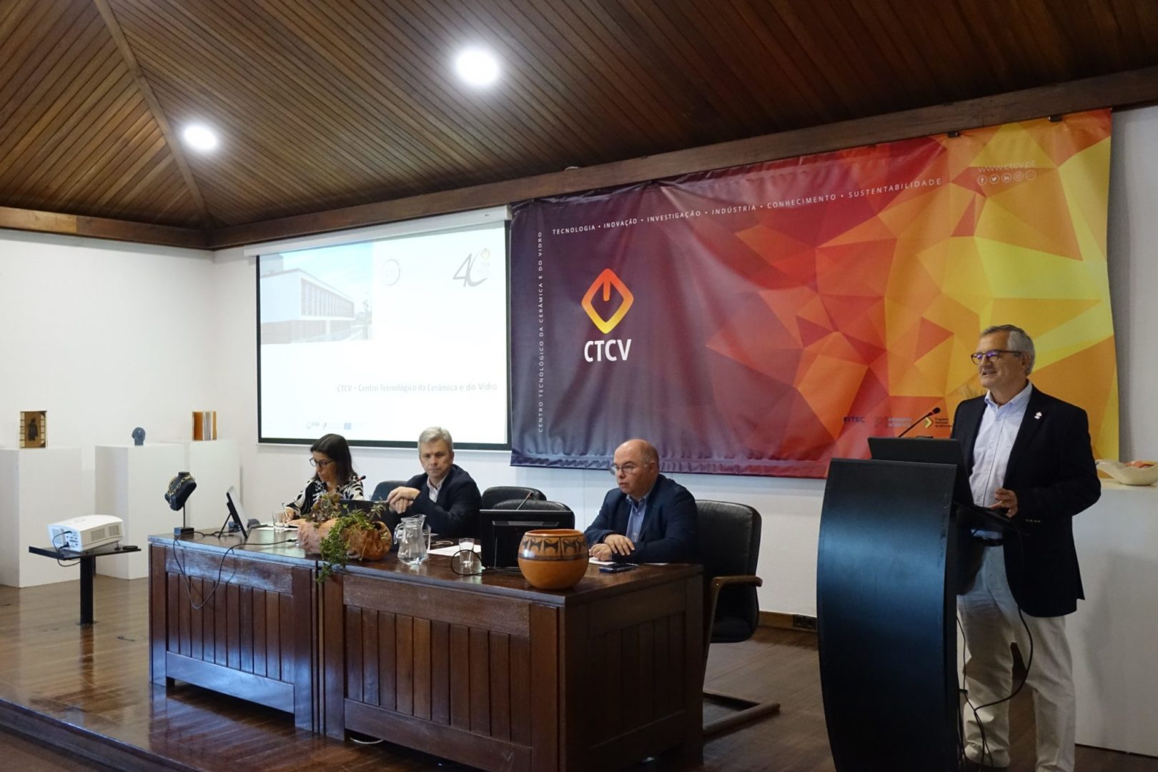El Consejo Estratégico Municipal debate sobre el espíritu empresarial y las industrias creativas en Coimbra